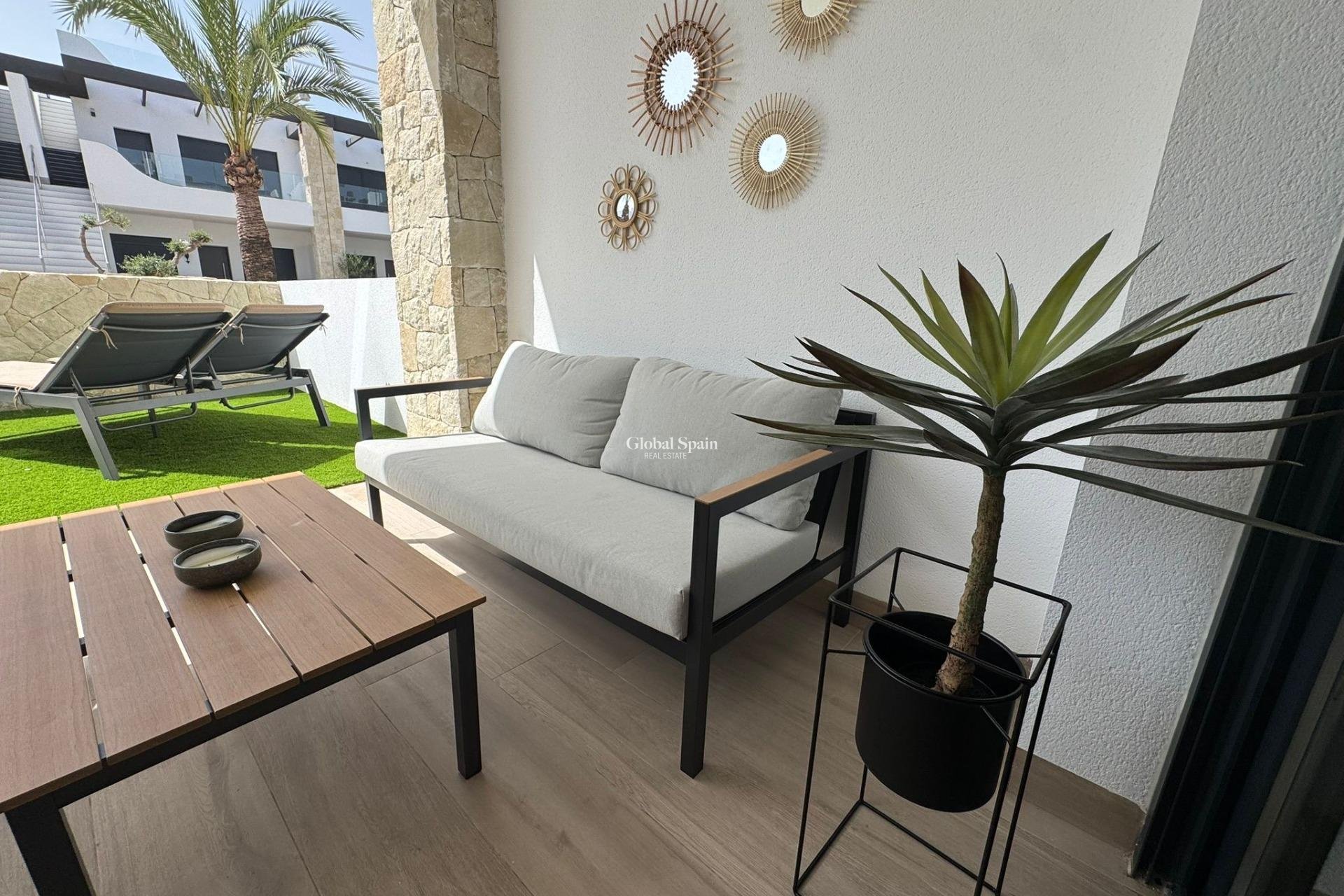 Wiederverkauf - WOHNUNG -
ORIHUELA COSTA - Rocio Del Mar