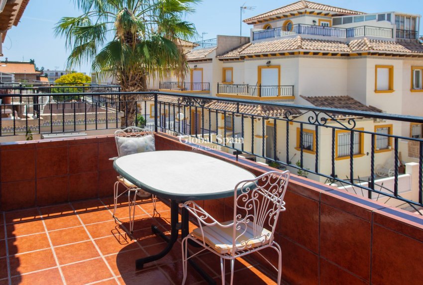Wiederverkauf - WOHNUNG -
ORIHUELA COSTA - Rocio Del Mar