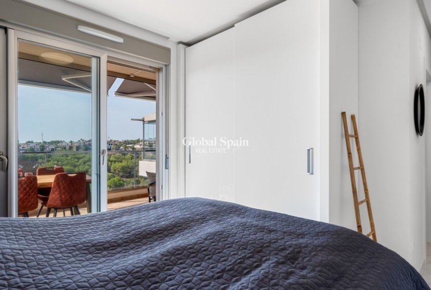 Wiederverkauf - Wohnung -
ORIHUELA COSTA - VILLAMARTÍN