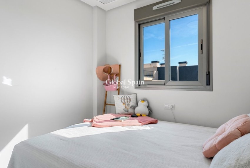 Wiederverkauf - Wohnung -
ORIHUELA COSTA - VILLAMARTÍN