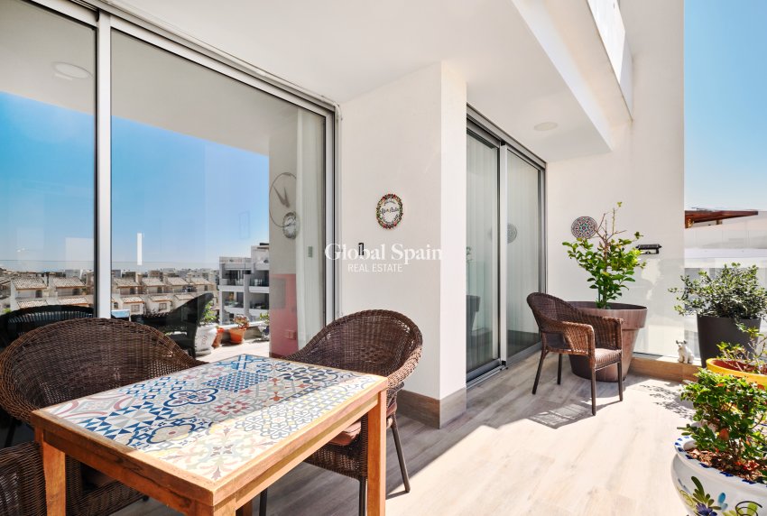 Wiederverkauf - Wohnung -
ORIHUELA COSTA - VILLAMARTÍN