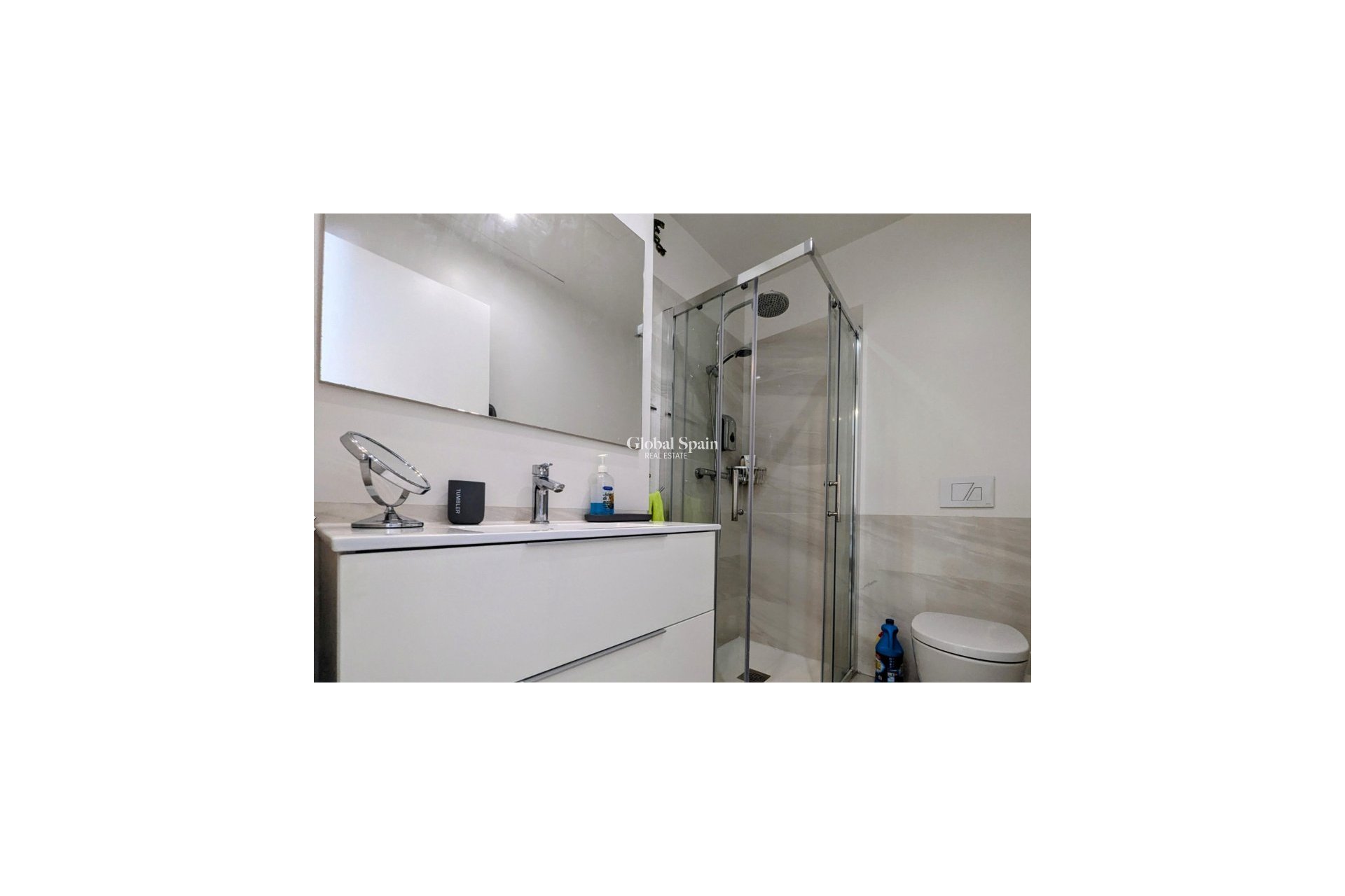 Wiederverkauf - Wohnung -
ORIHUELA COSTA - VILLAMARTÍN