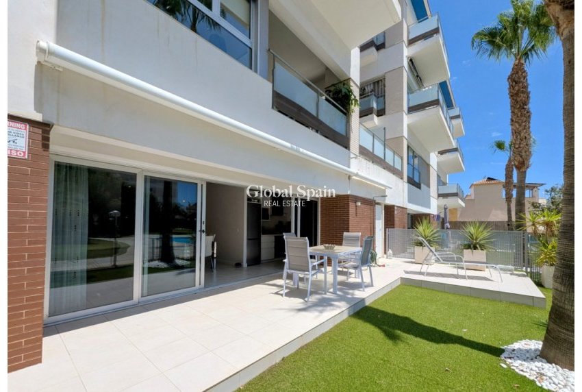 Wiederverkauf - Wohnung -
ORIHUELA COSTA - VILLAMARTÍN