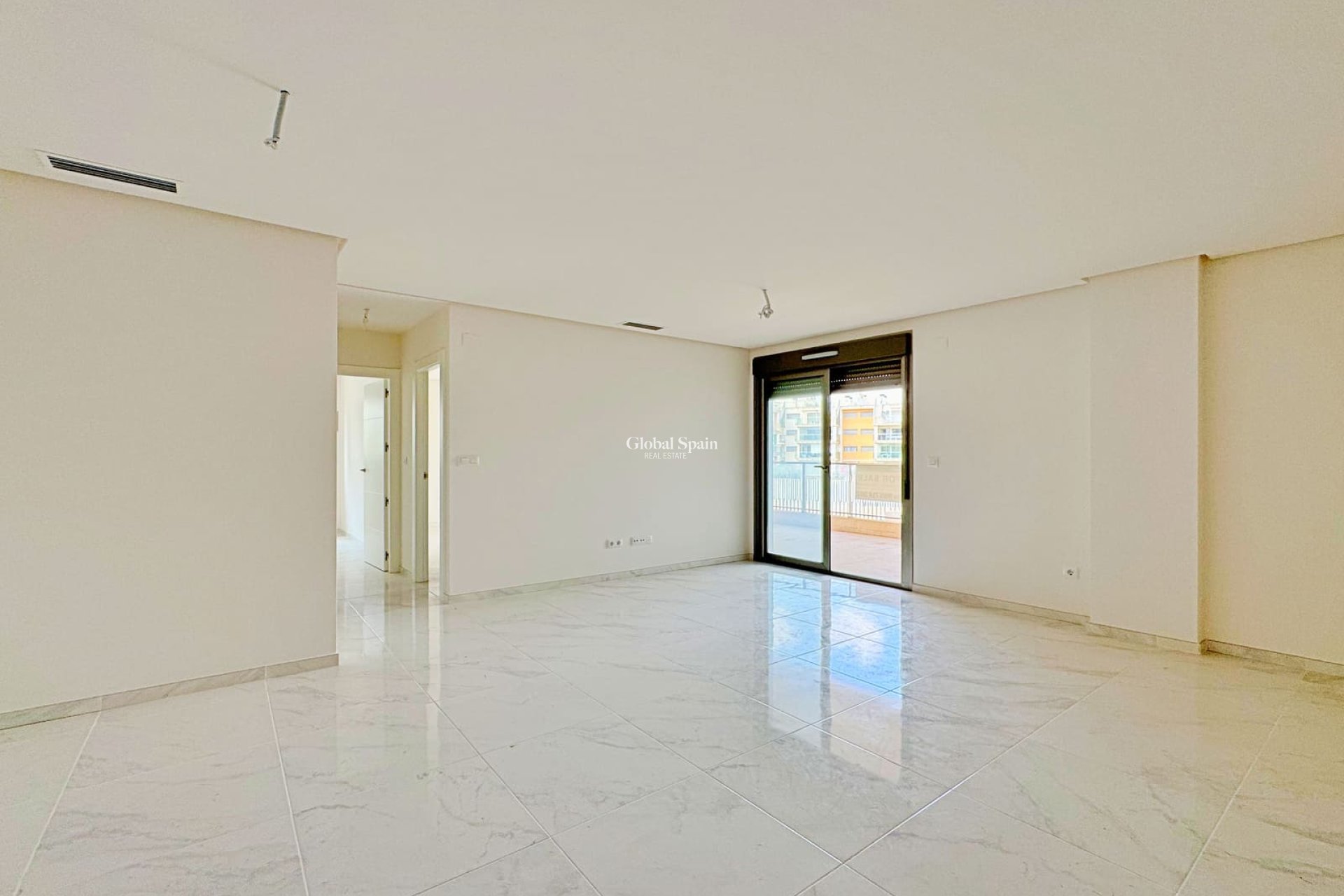 Wiederverkauf - WOHNUNG -
ORIHUELA COSTA - VILLAMARTÍN