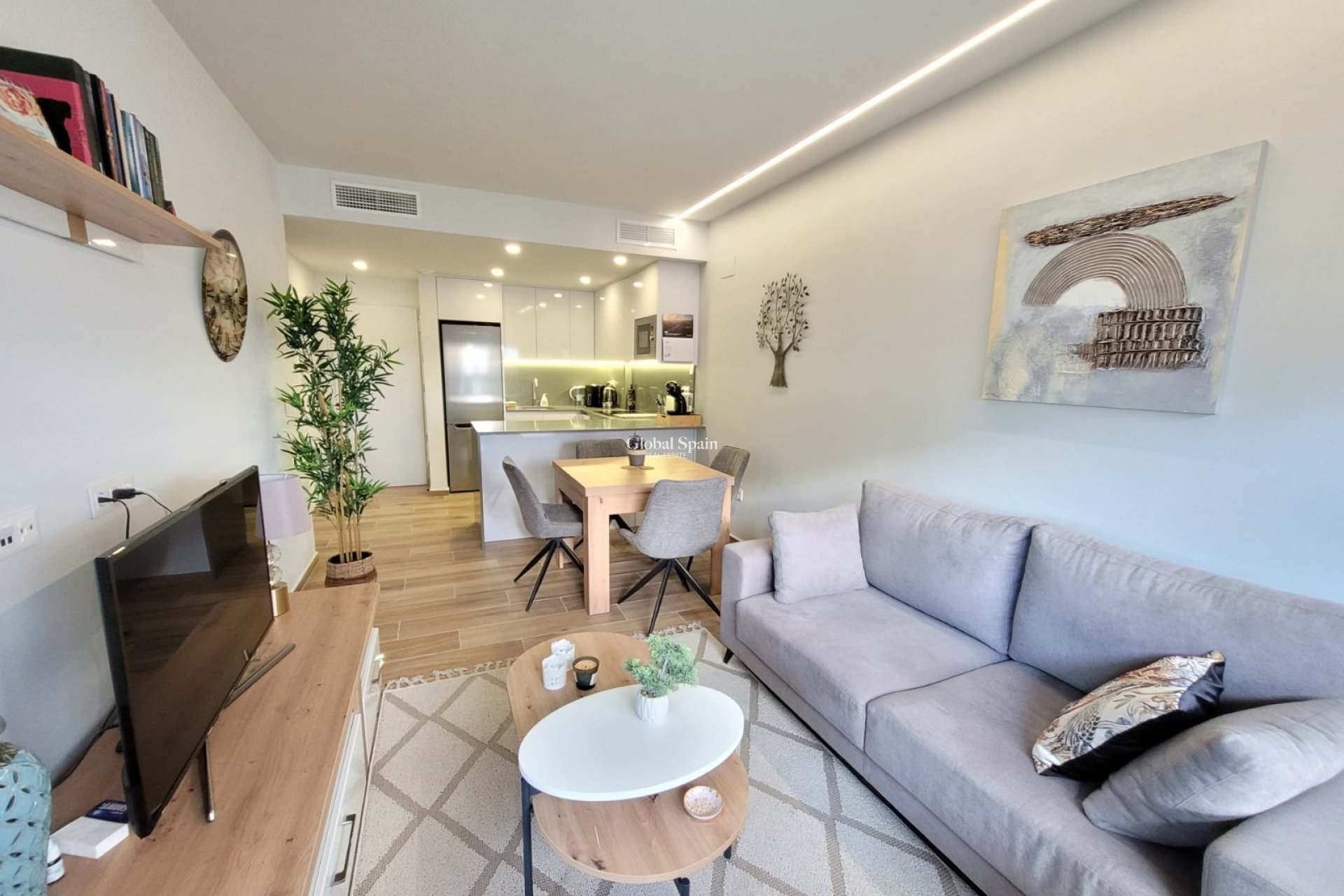 Wiederverkauf - WOHNUNG -
ORIHUELA COSTA - VILLAMARTÍN