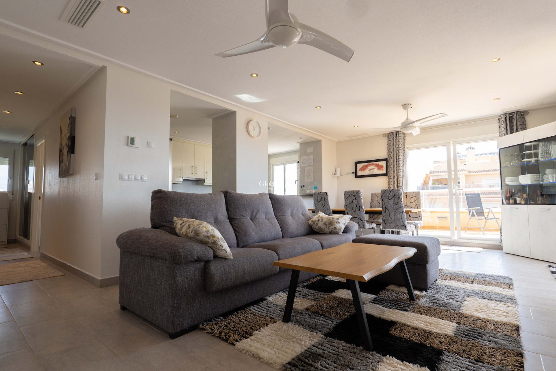Wiederverkauf - WOHNUNG -
ORIHUELA COSTA - VILLAMARTÍN
