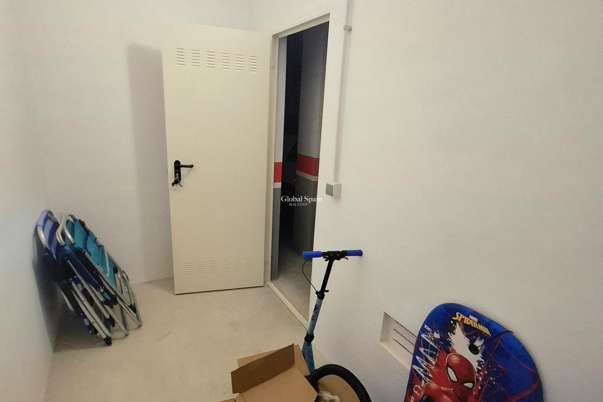 Wiederverkauf - WOHNUNG -
ORIHUELA COSTA - VILLAMARTÍN