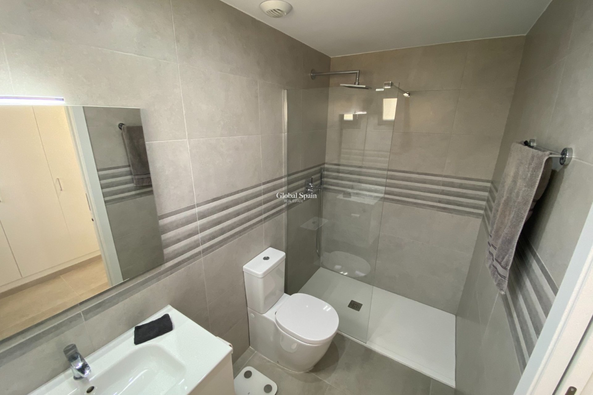 Wiederverkauf - Wohnung -
ORIHUELA COSTA - VILLAMARTÍN