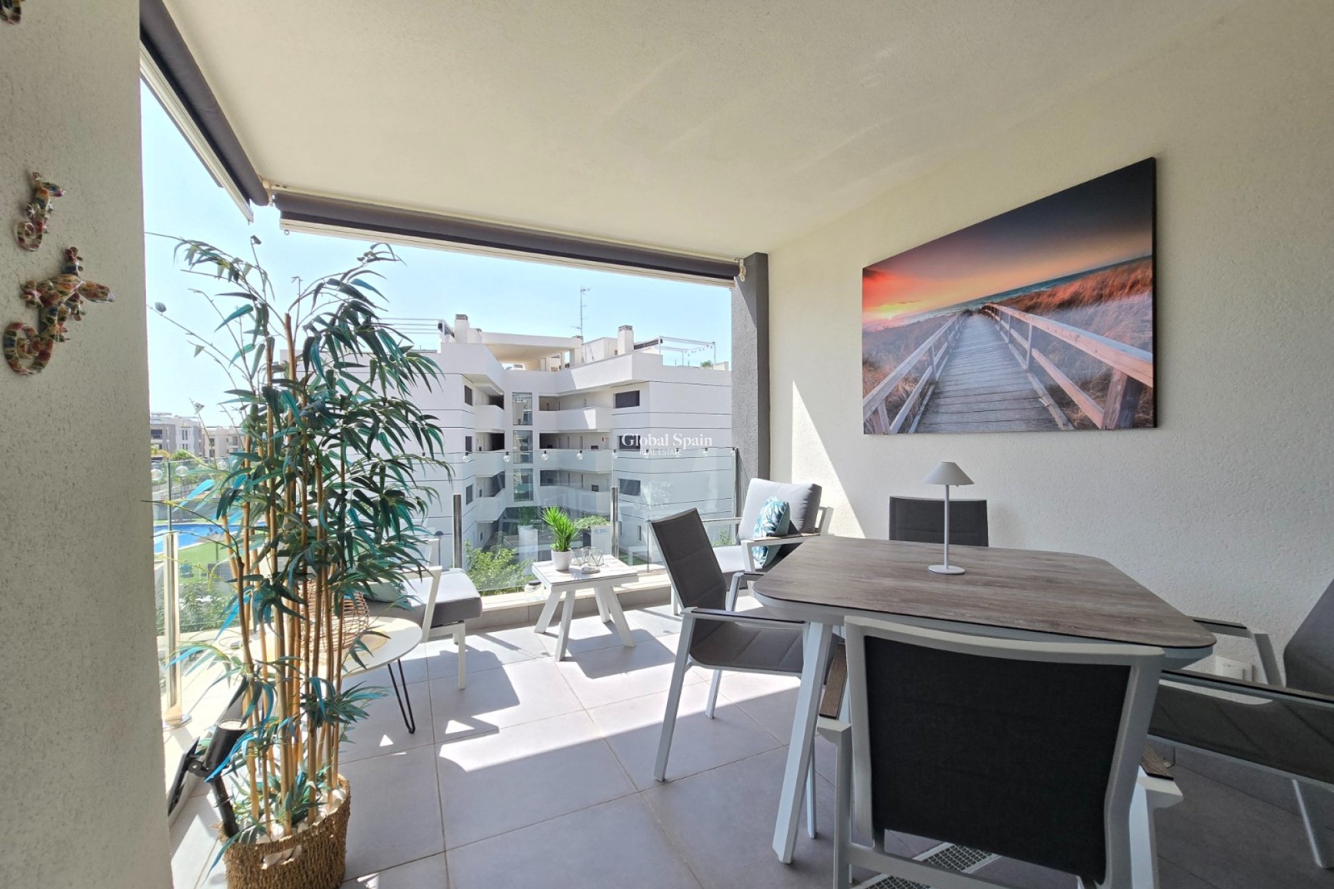 Wiederverkauf - WOHNUNG -
ORIHUELA COSTA - Villamartín *