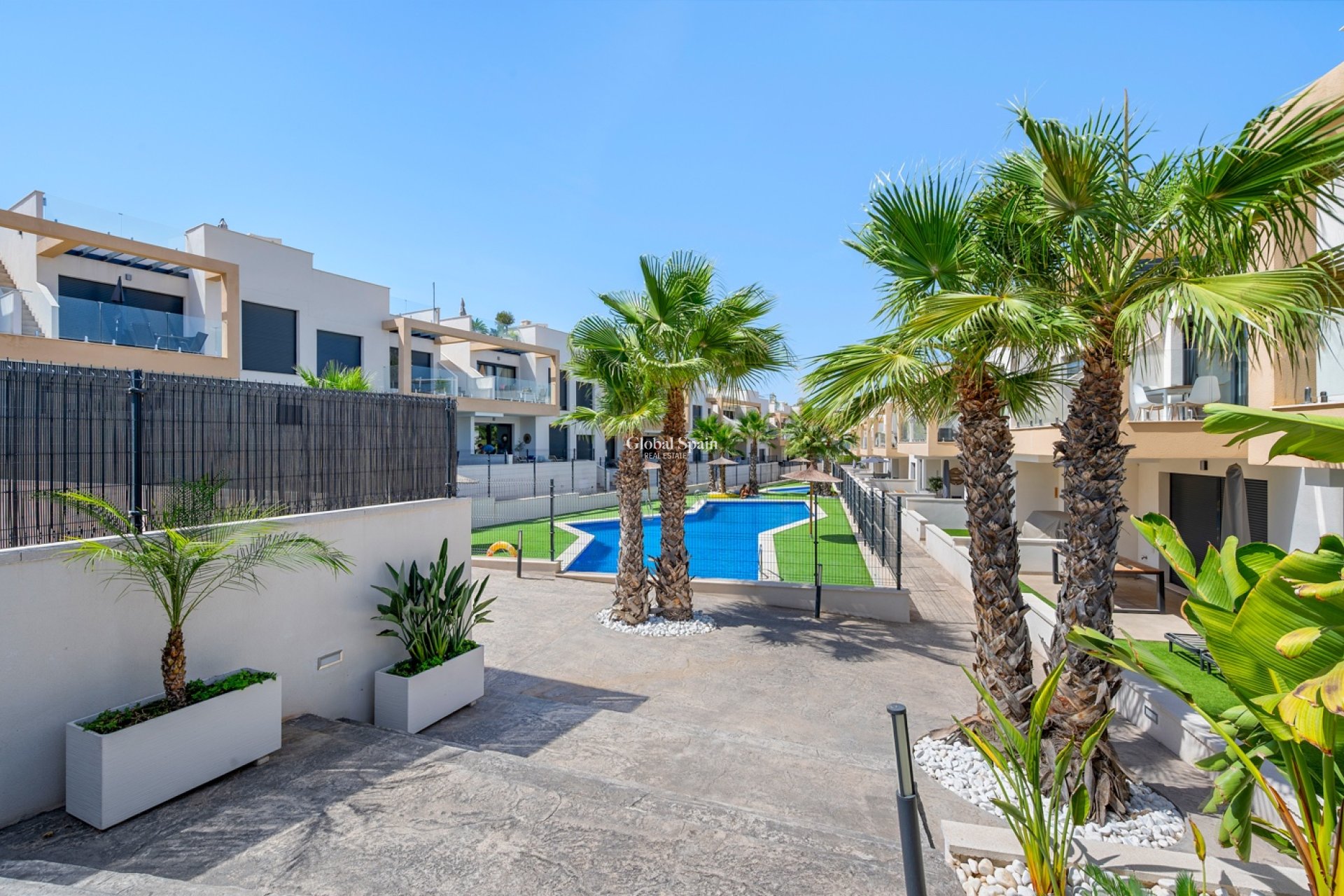 Wiederverkauf - WOHNUNG -
ORIHUELA COSTA - VILLAMARTÍN
