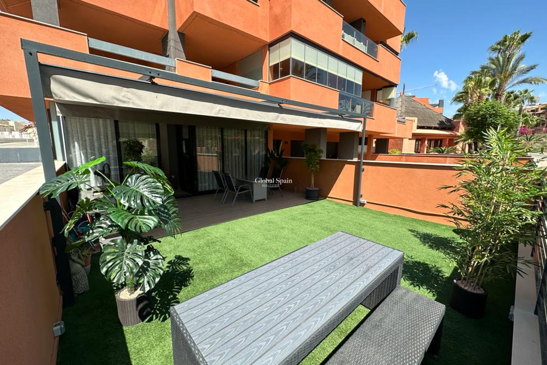 Wiederverkauf - Wohnung -
ORIHUELA COSTA - VILLAMARTÍN