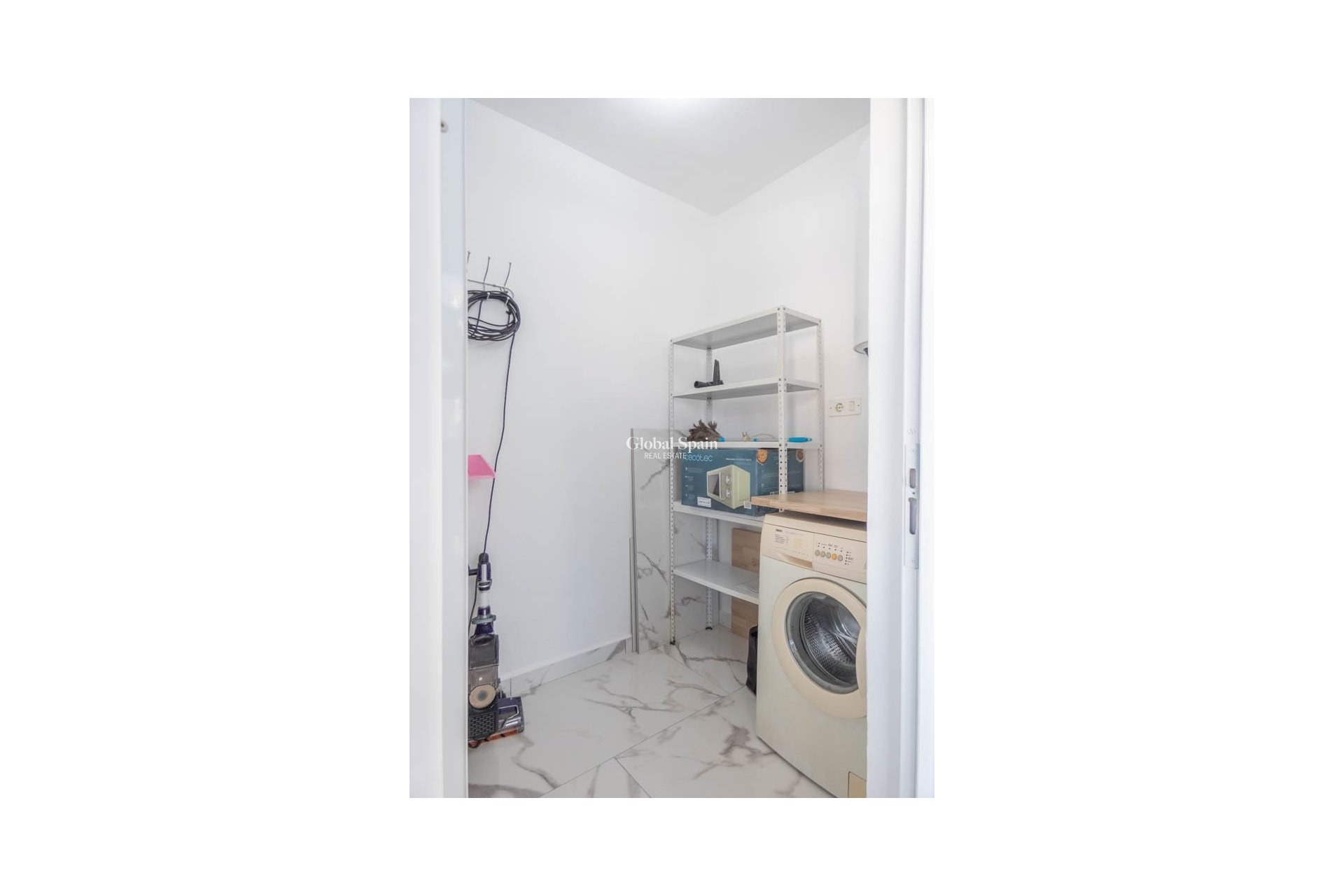 Wiederverkauf - Wohnung -
ORIHUELA COSTA - VILLAMARTÍN