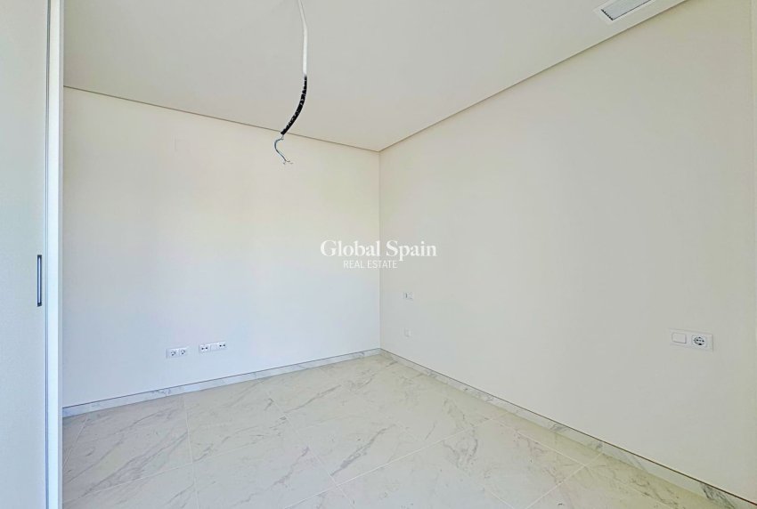 Wiederverkauf - Wohnung -
ORIHUELA COSTA - VILLAMARTÍN