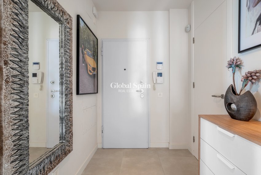 Wiederverkauf - Wohnung -
ORIHUELA COSTA - VILLAMARTÍN