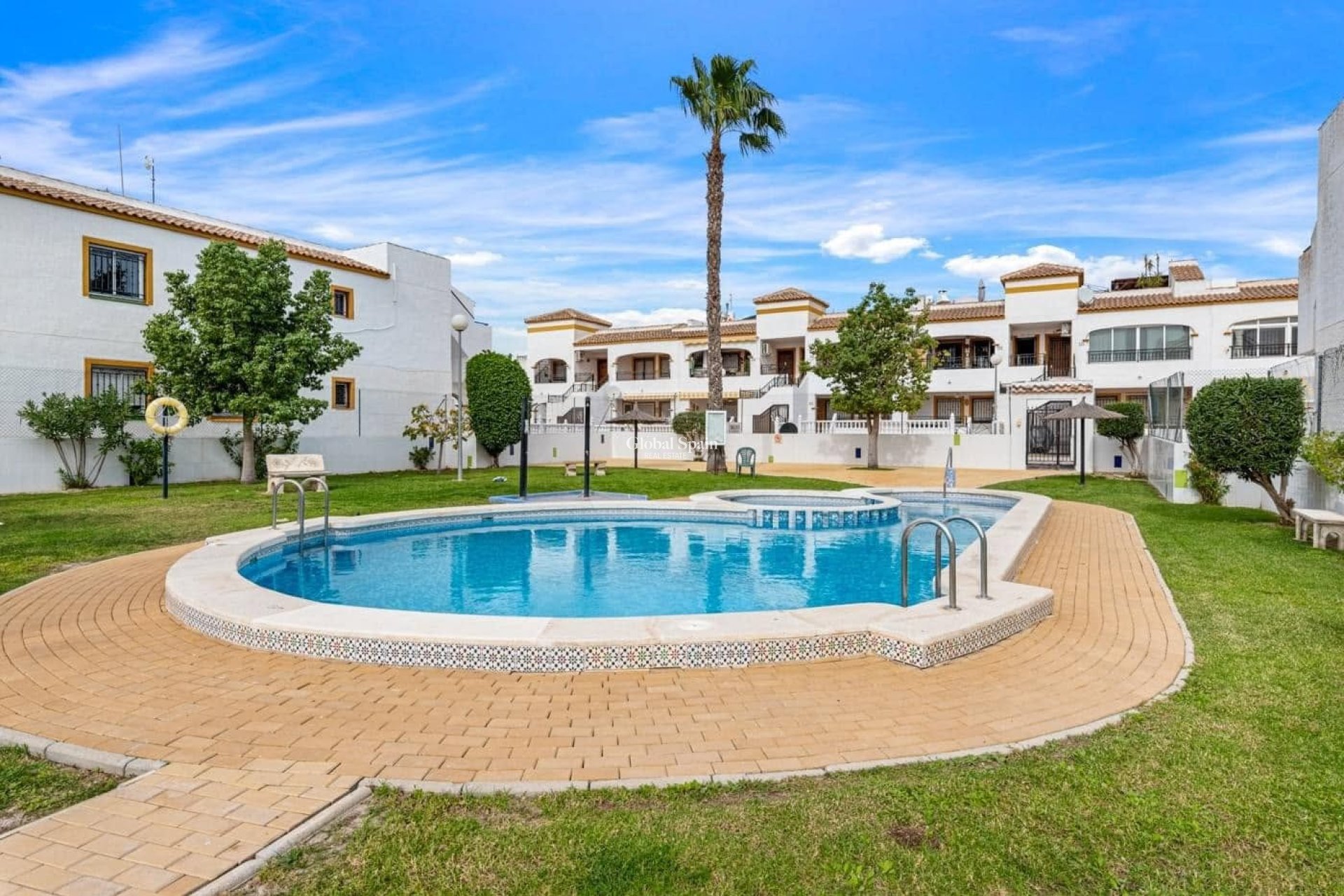 Wiederverkauf - WOHNUNG -
ORIHUELA - Entre Naranjos
