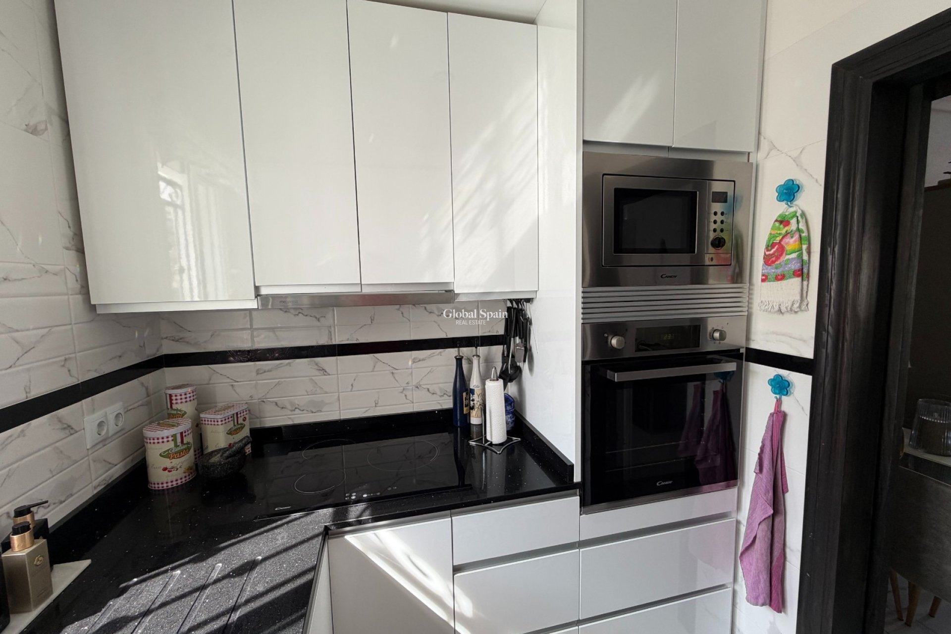 Wiederverkauf - WOHNUNG -
ORIHUELA - Entre Naranjos