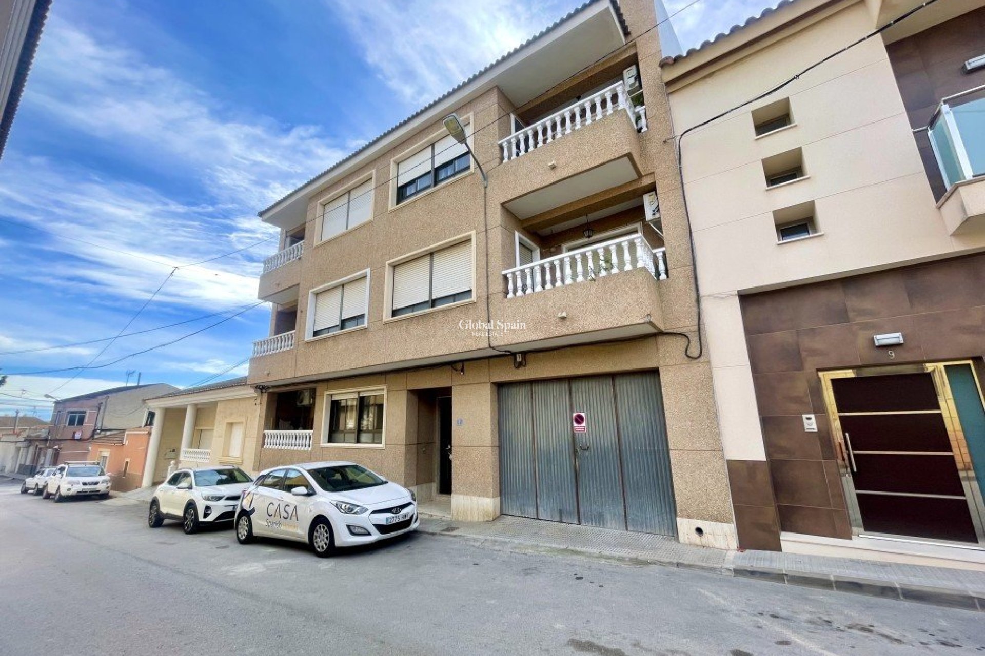 Wiederverkauf - WOHNUNG -
ORIHUELA - Inland