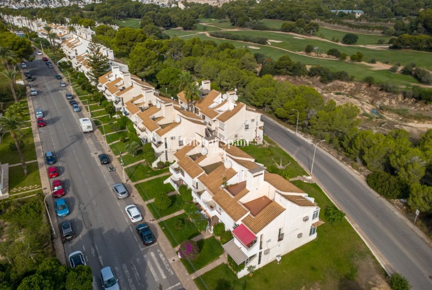 Wiederverkauf - WOHNUNG -
ORIHUELA - Inland