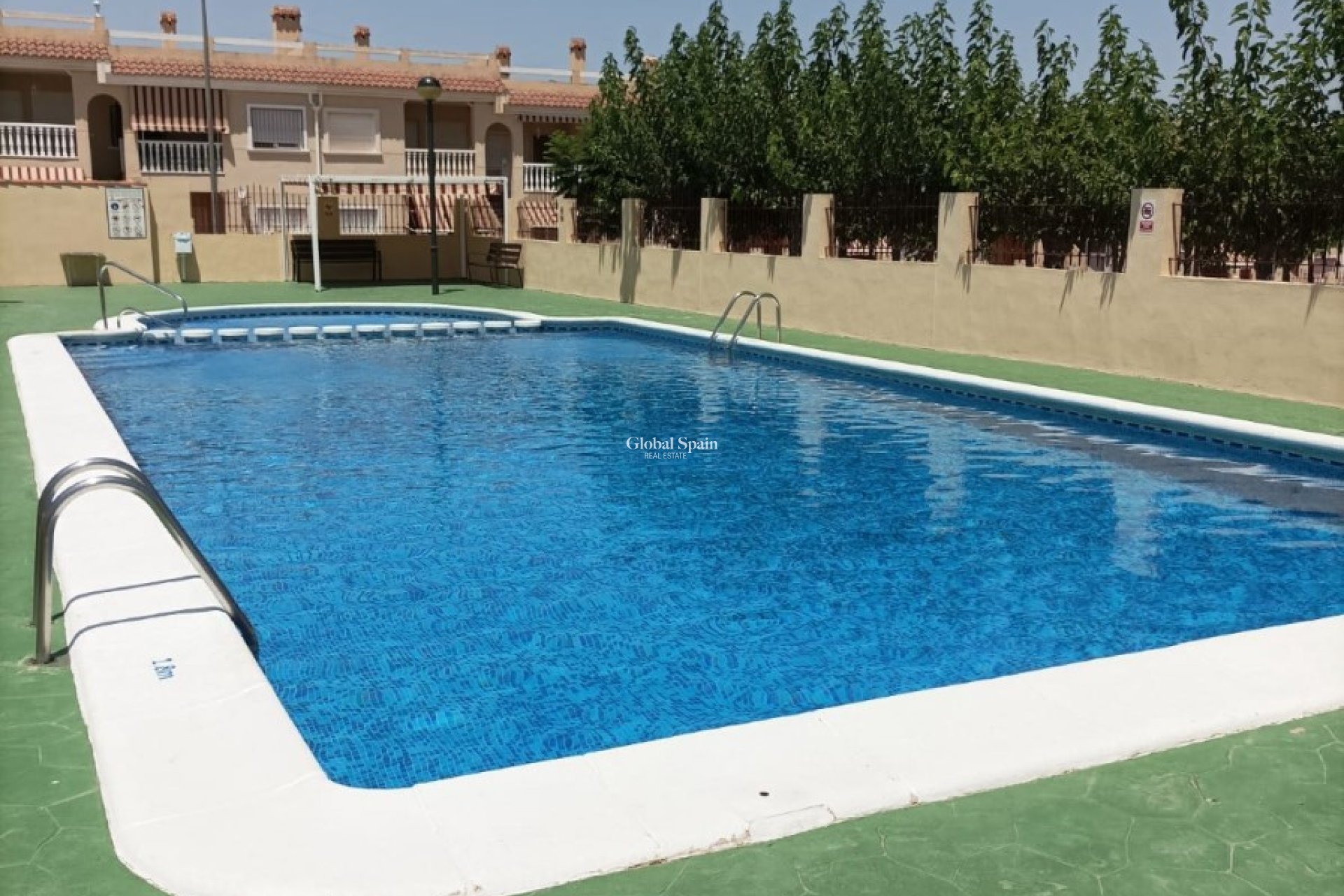 Wiederverkauf - WOHNUNG -
ORIHUELA - La Matanza