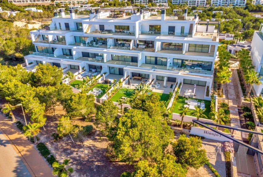 Wiederverkauf - WOHNUNG -
ORIHUELA - LAS COLINAS GOLF RESORT