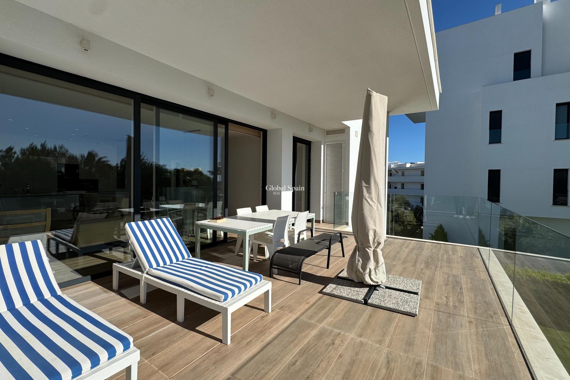 Wiederverkauf - WOHNUNG -
ORIHUELA - LAS COLINAS GOLF RESORT