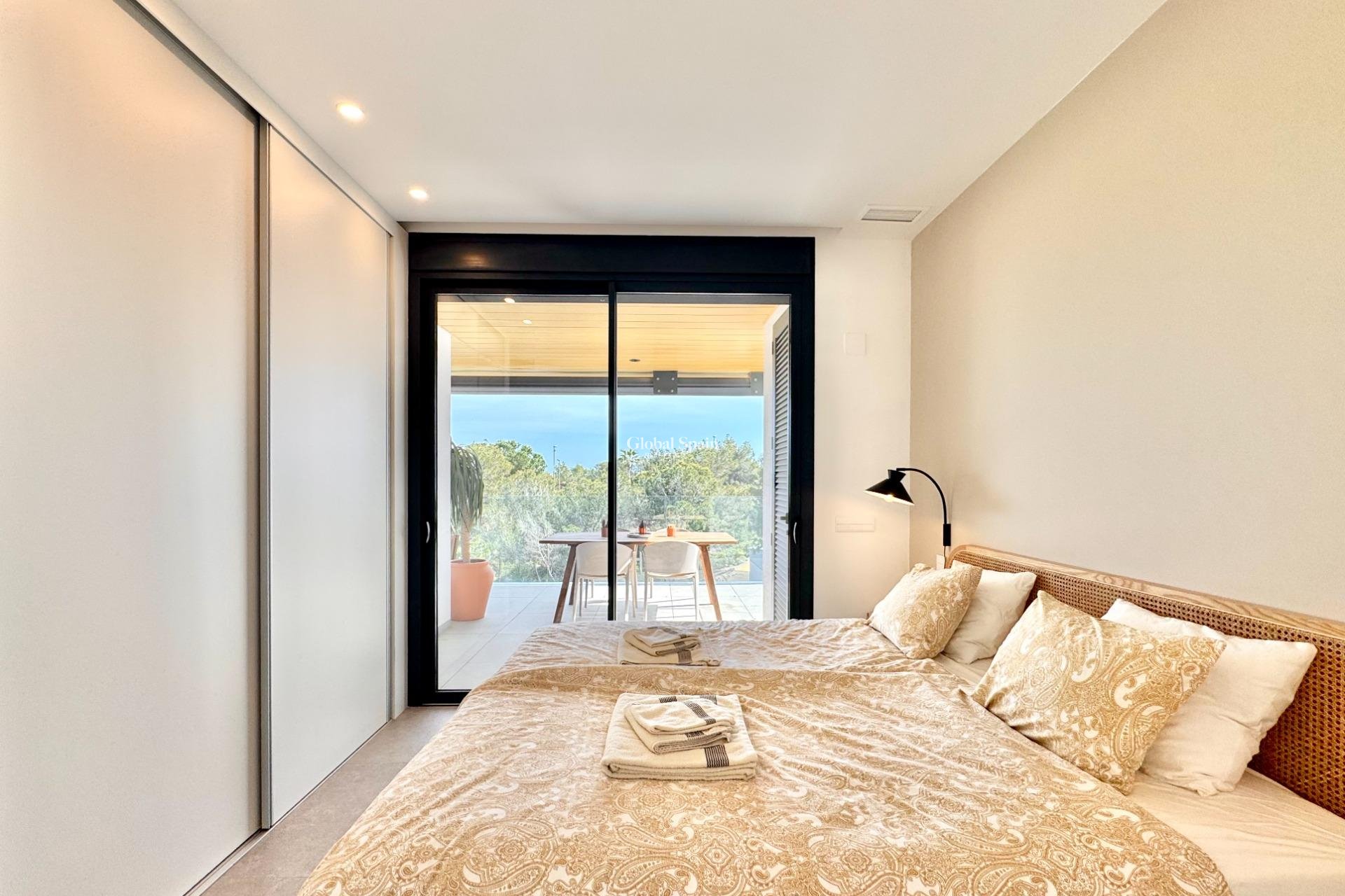 Wiederverkauf - WOHNUNG -
ORIHUELA - LAS COLINAS GOLF RESORT