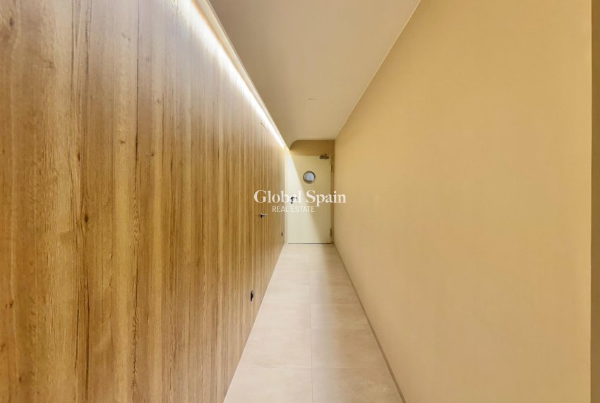 Wiederverkauf - WOHNUNG -
ORIHUELA - LAS COLINAS GOLF RESORT