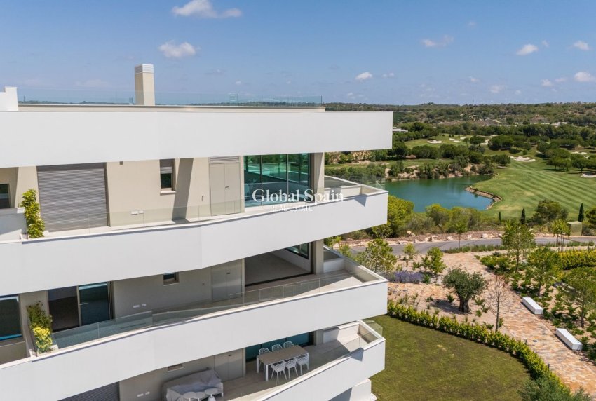 Wiederverkauf - WOHNUNG -
ORIHUELA - LAS COLINAS GOLF RESORT