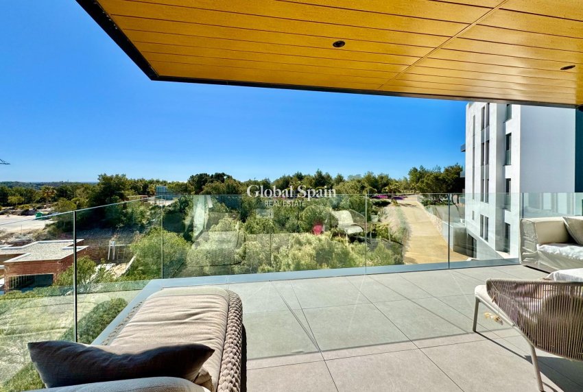 Wiederverkauf - WOHNUNG -
ORIHUELA - LAS COLINAS GOLF RESORT