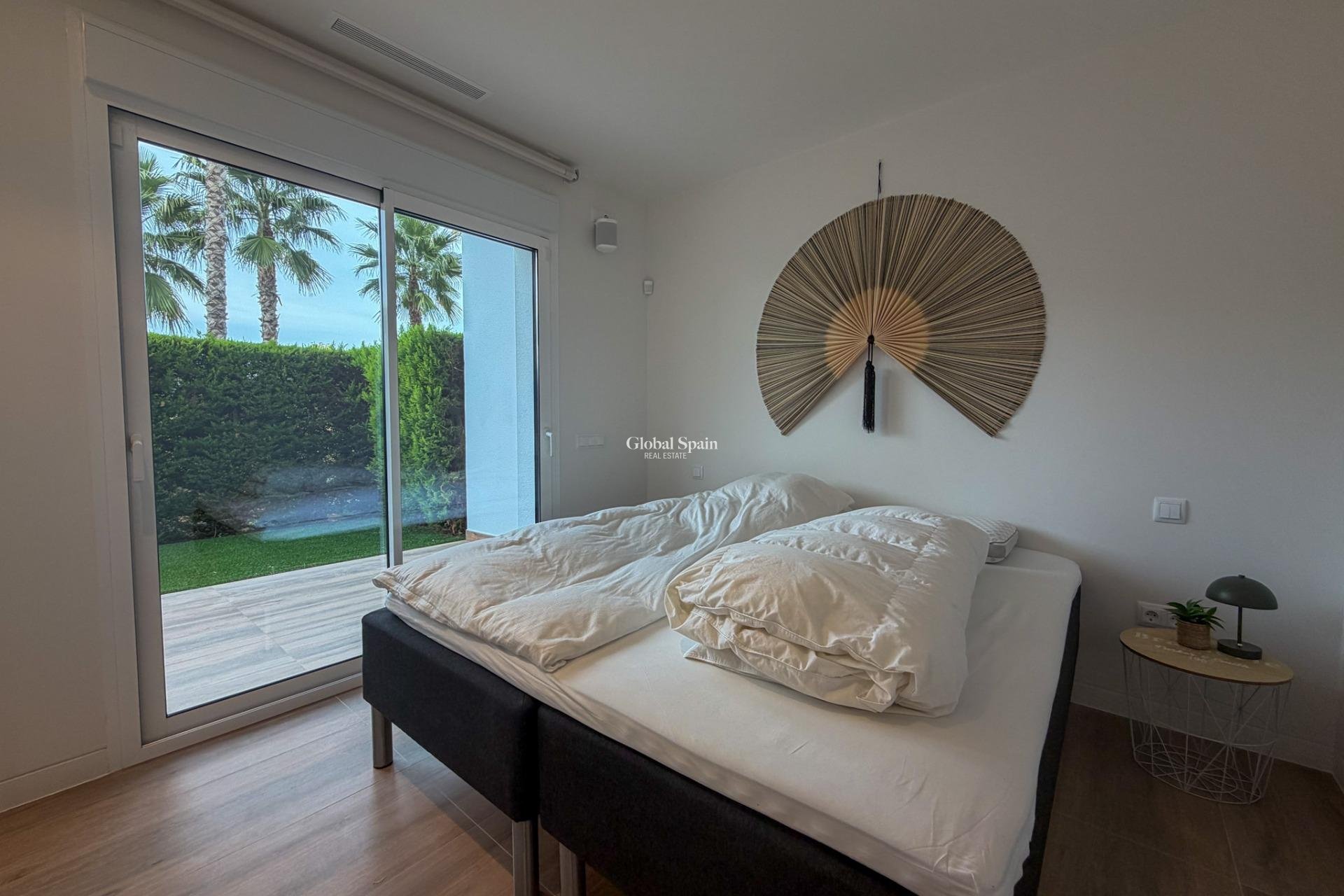 Wiederverkauf - WOHNUNG -
ORIHUELA - LAS COLINAS GOLF RESORT