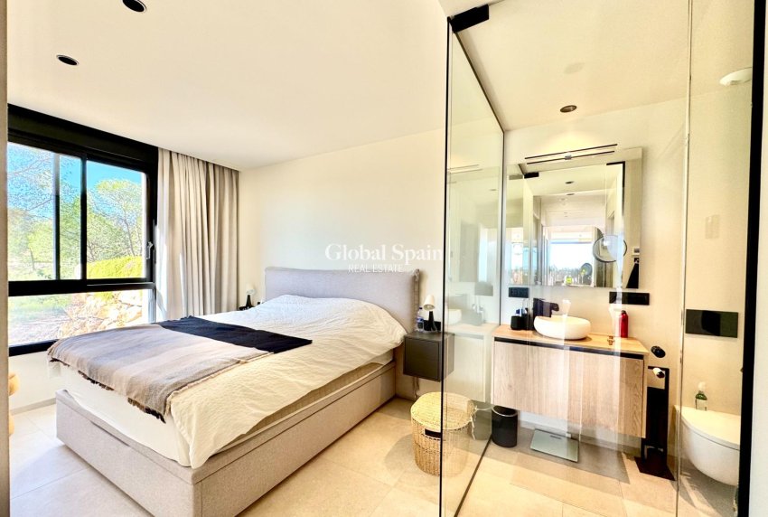 Wiederverkauf - WOHNUNG -
ORIHUELA - LAS COLINAS GOLF RESORT