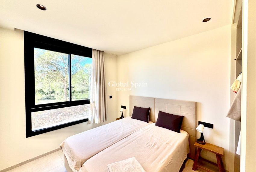 Wiederverkauf - WOHNUNG -
ORIHUELA - LAS COLINAS GOLF RESORT
