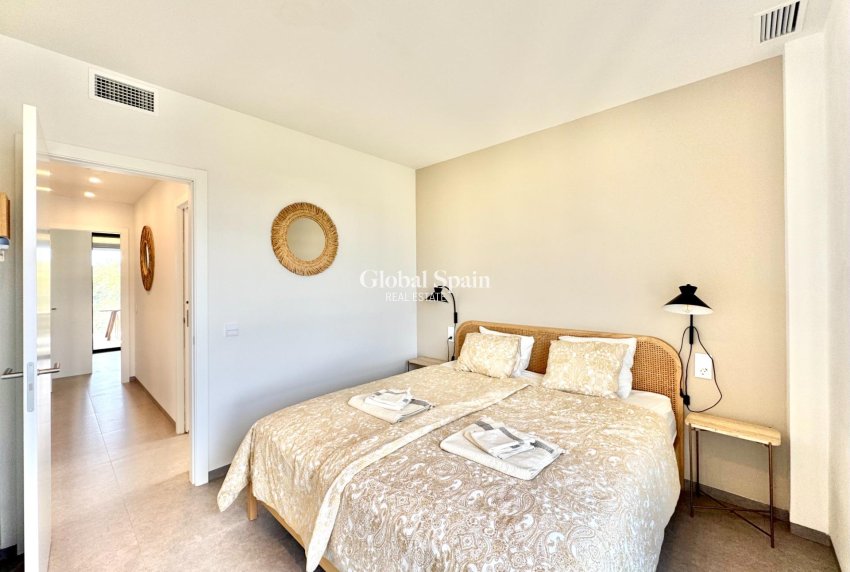 Wiederverkauf - WOHNUNG -
ORIHUELA - LAS COLINAS GOLF RESORT