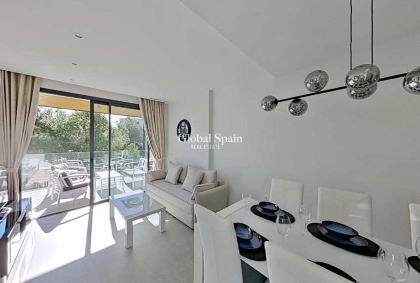 Wiederverkauf - WOHNUNG -
ORIHUELA - Las Colinas Golf