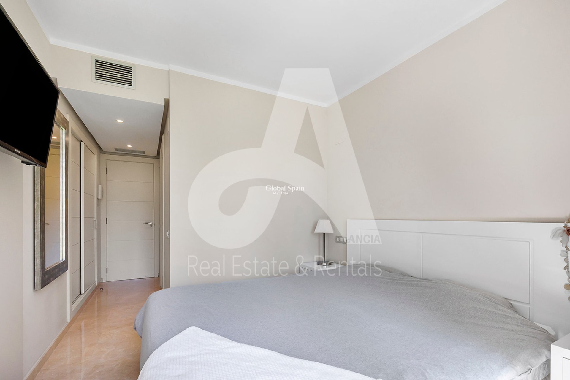 Wiederverkauf - WOHNUNG -
ORIHUELA - Las Colinas