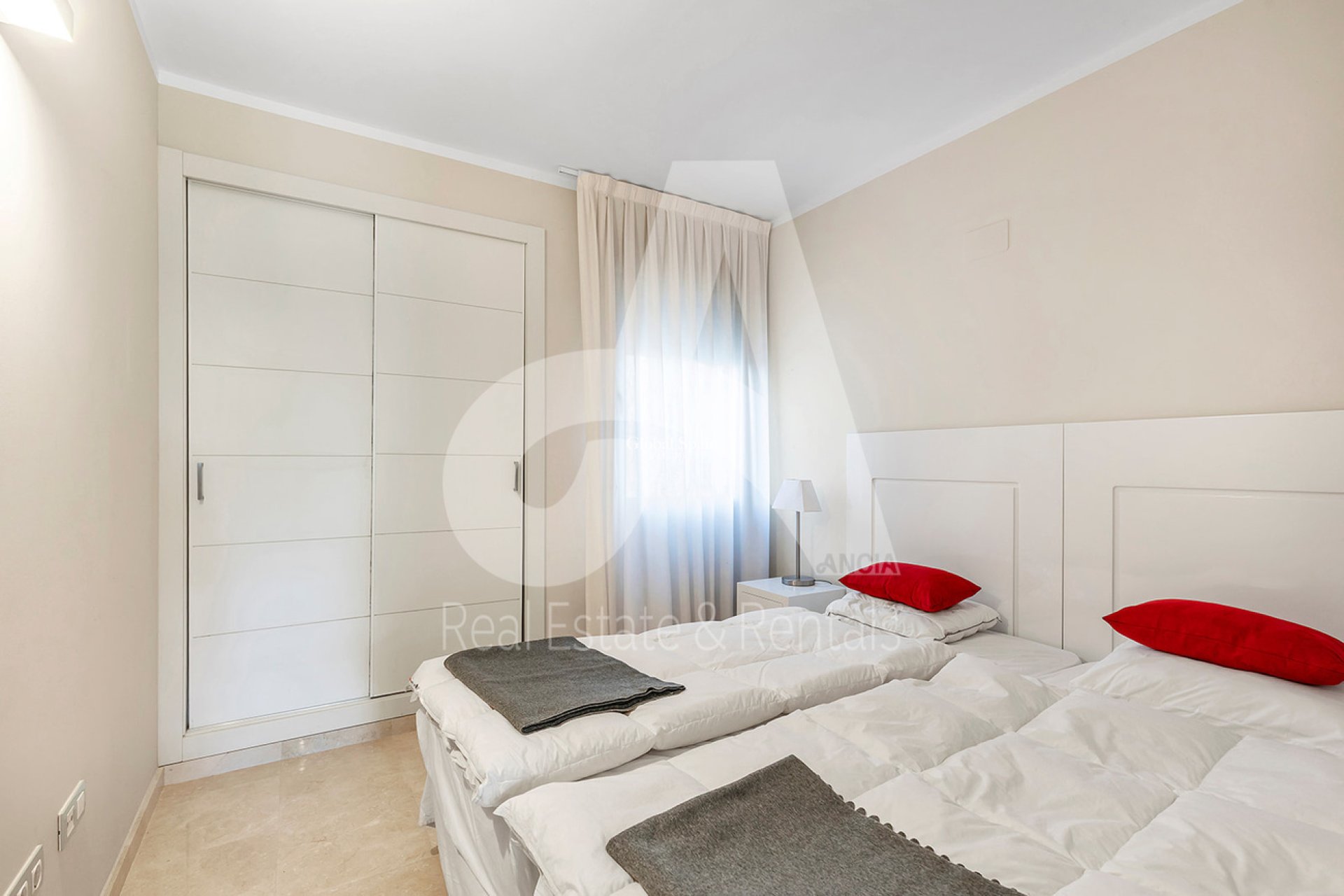 Wiederverkauf - WOHNUNG -
ORIHUELA - Las Colinas