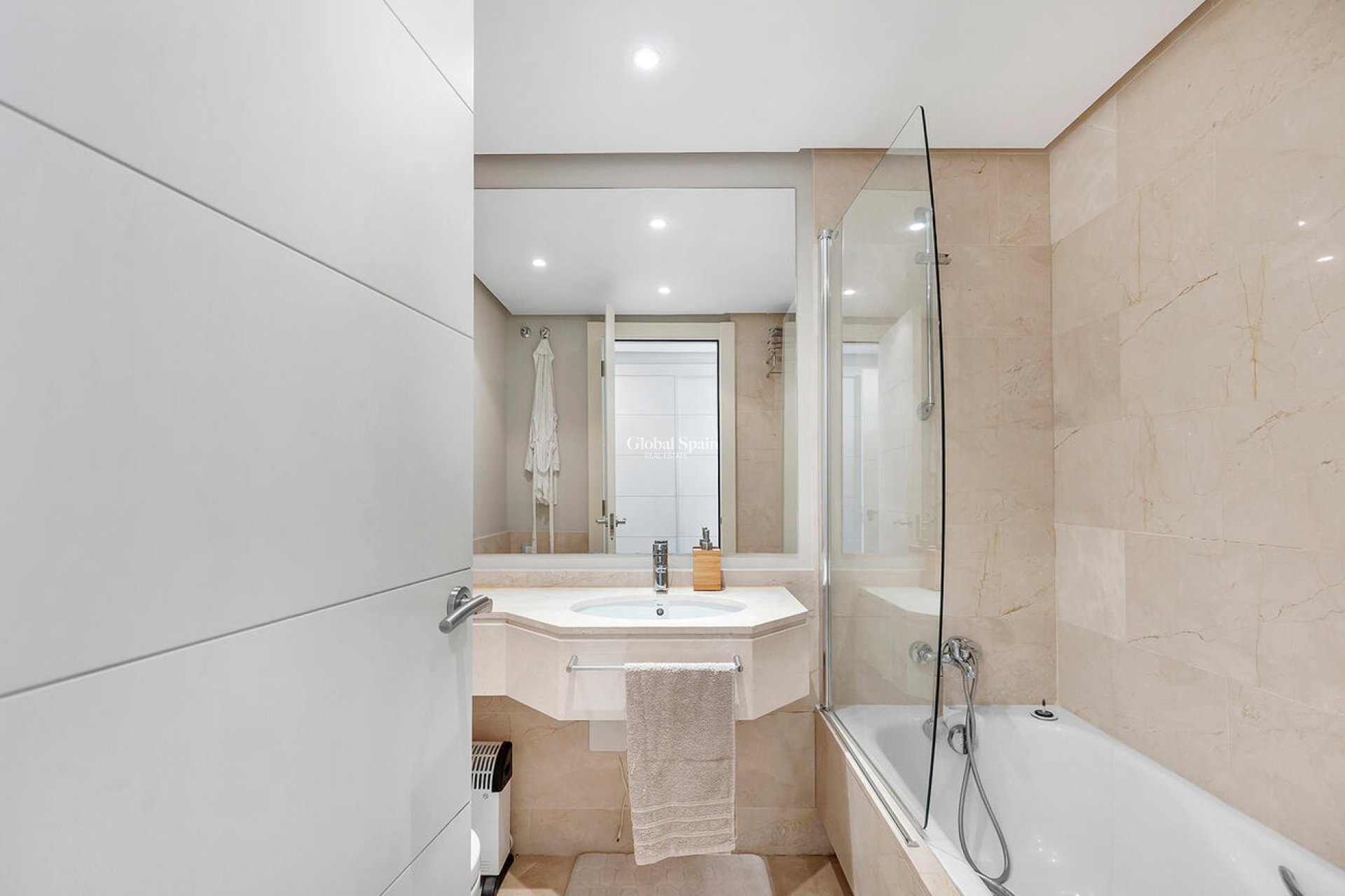 Wiederverkauf - WOHNUNG -
ORIHUELA - Las Colinas