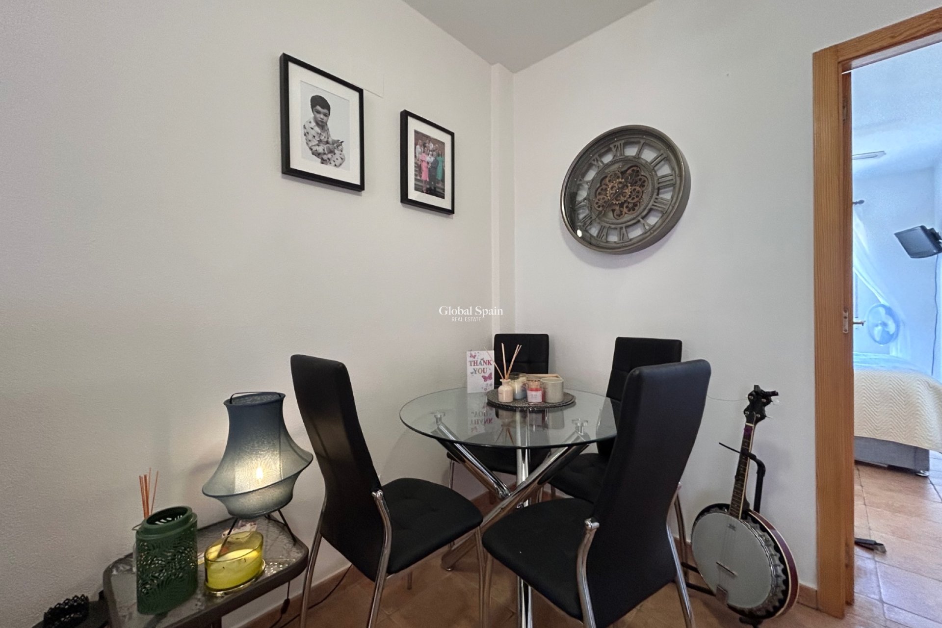 Wiederverkauf - WOHNUNG -
ORIHUELA - Torremendo