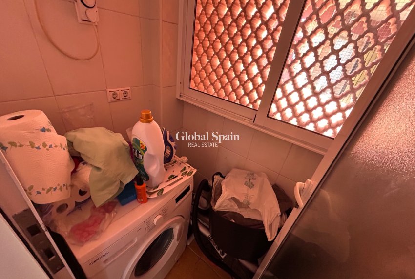 Wiederverkauf - WOHNUNG -
ORIHUELA - Torremendo