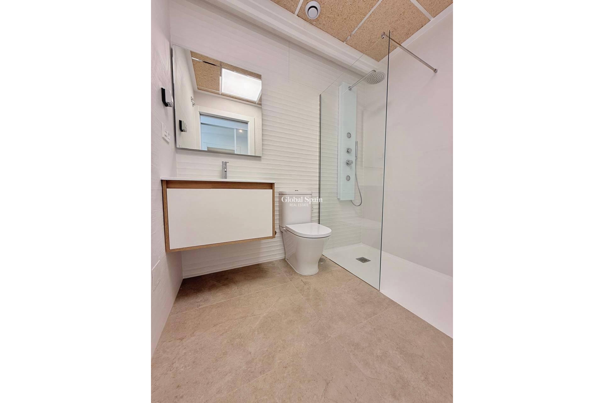 Wiederverkauf - WOHNUNG -
ORIHUELA - Urbanización Perla del Mar