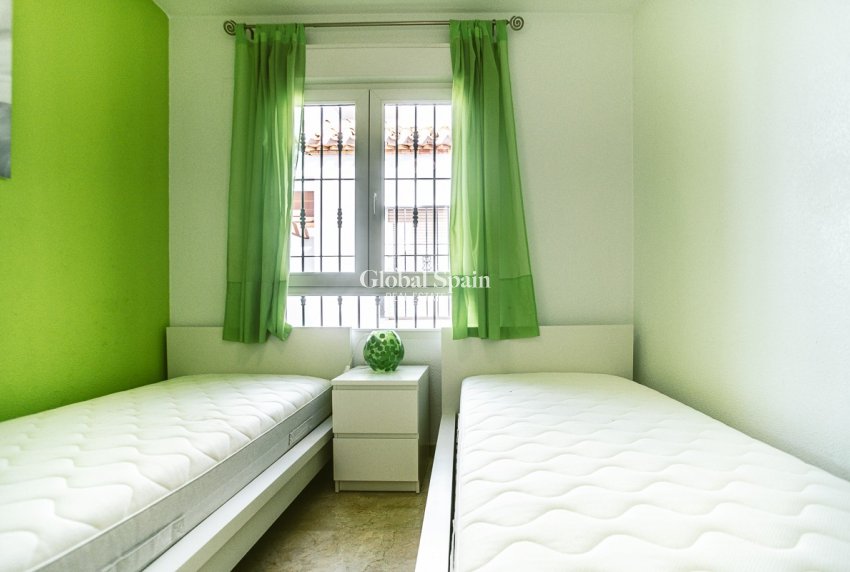 Wiederverkauf - Wohnung -
ORIHUELA - VILLAMARTÍN