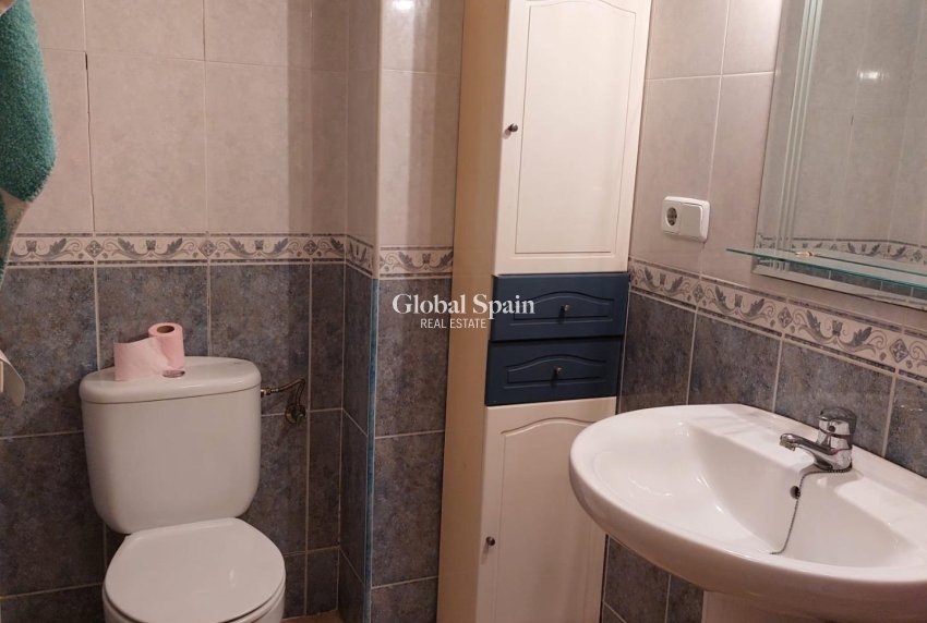 Wiederverkauf - WOHNUNG -
ORIHUELA - Zona Centro