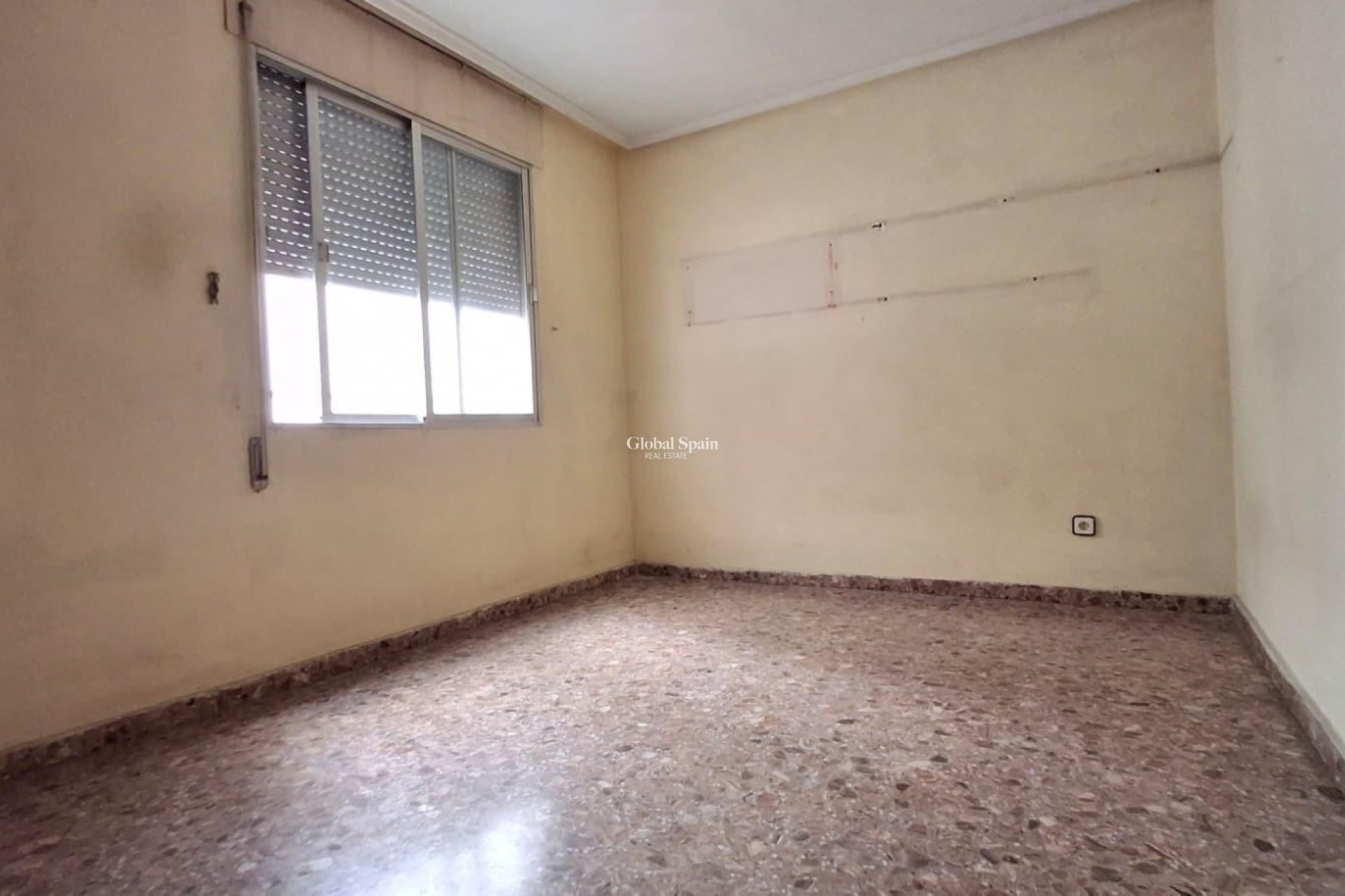 Wiederverkauf - WOHNUNG -
ORIHUELA - Zona Centro