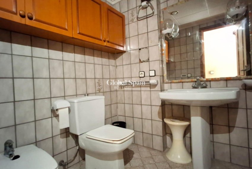 Wiederverkauf - WOHNUNG -
ORIHUELA - Zona Centro