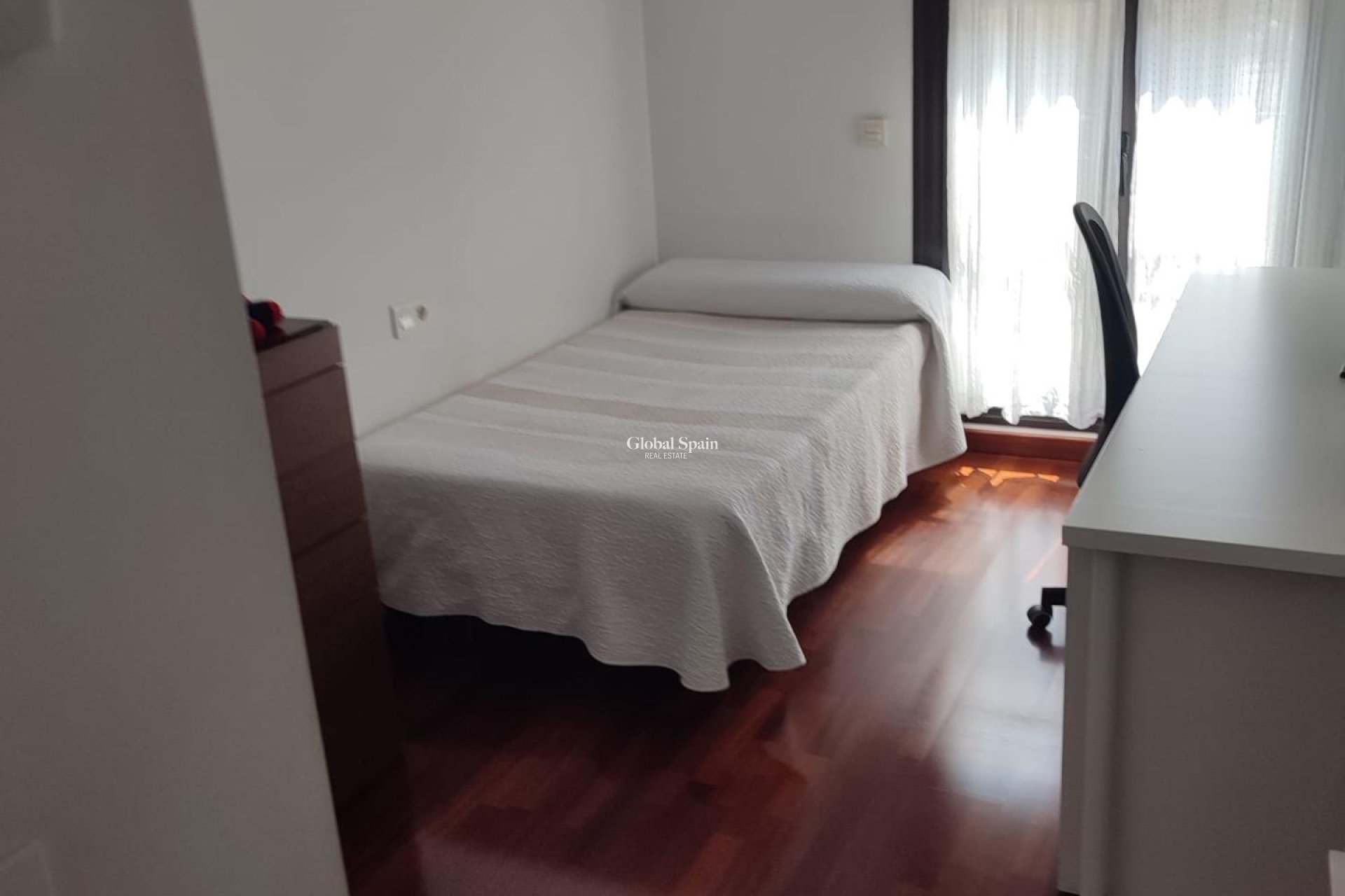 Wiederverkauf - WOHNUNG -
ORIHUELA - Zona Centro