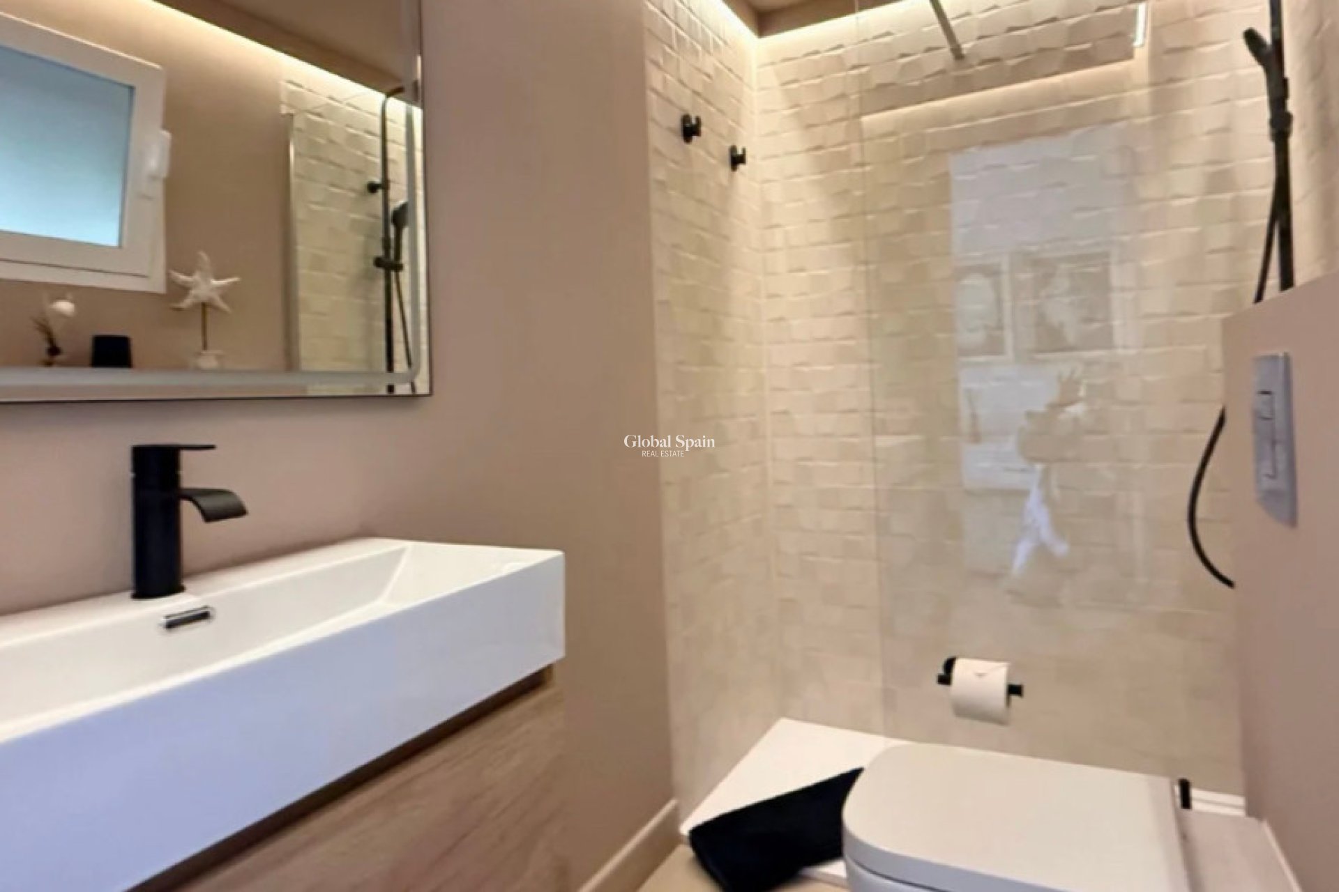 Wiederverkauf - WOHNUNG -
PALMA - Sant Agustí