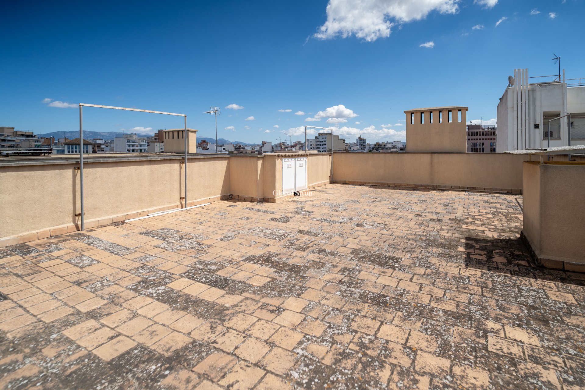 Wiederverkauf - WOHNUNG -
PALMA