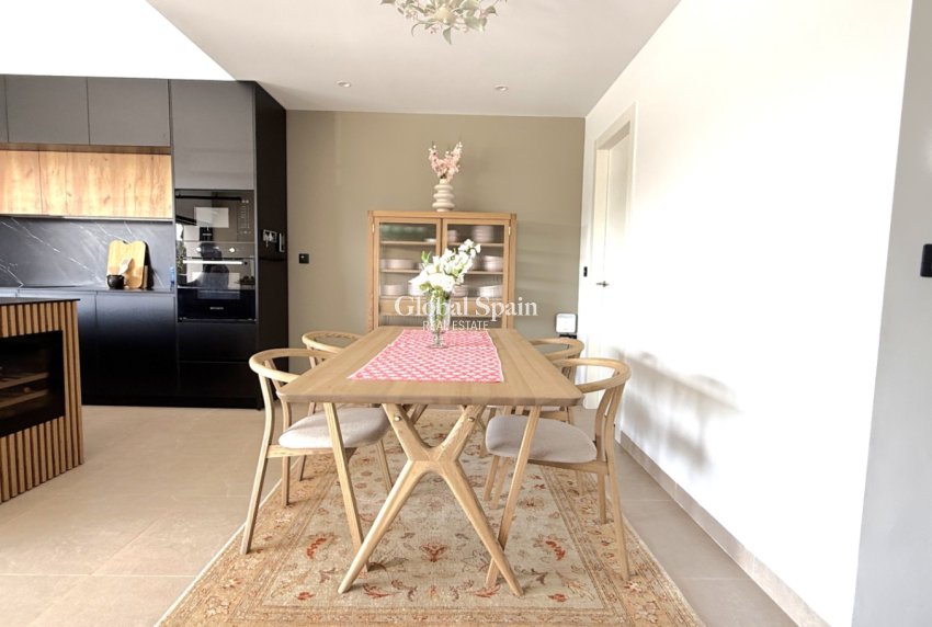 Wiederverkauf - Wohnung -
PILAR DE LA HORADADA - Costa Blanca Sur