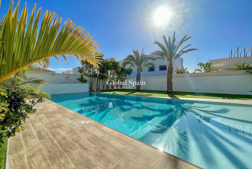 Wiederverkauf - WOHNUNG -
PILAR DE LA HORADADA - Costa Blanca