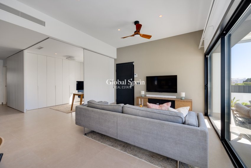 Wiederverkauf - WOHNUNG -
PILAR DE LA HORADADA - Costa Blanca